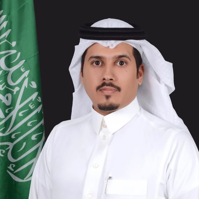 الأستاذ الدكتور ماجد الشيباني